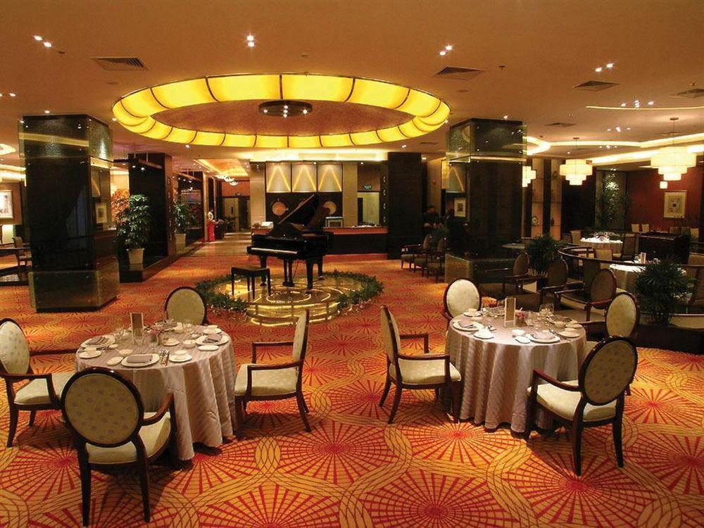 The Bund Riverside Hotel Shanghái Restaurante foto